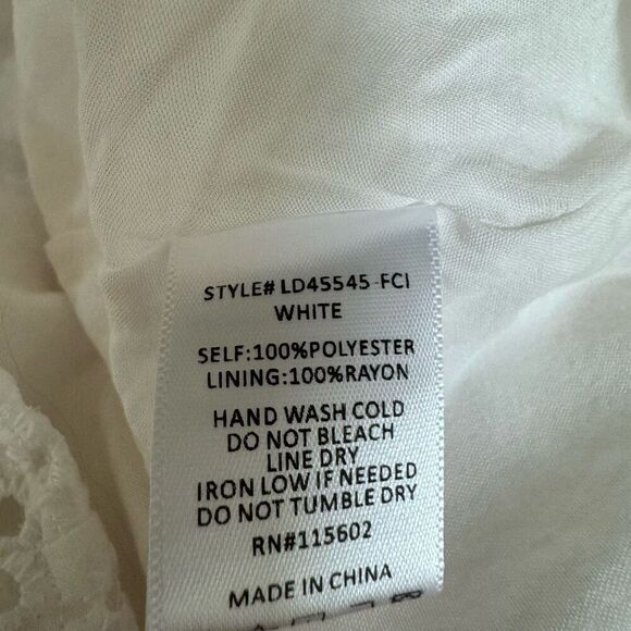 All in Favor white eyelet mini dress size M - Picture 5 of 8